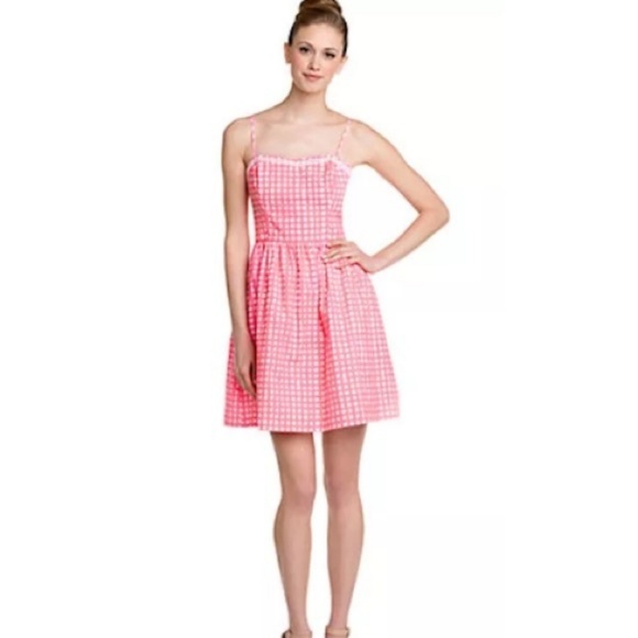Lilly Pulitzer Dresses & Skirts - Lilly Pulitzer NWT sz 6 hot pink dress